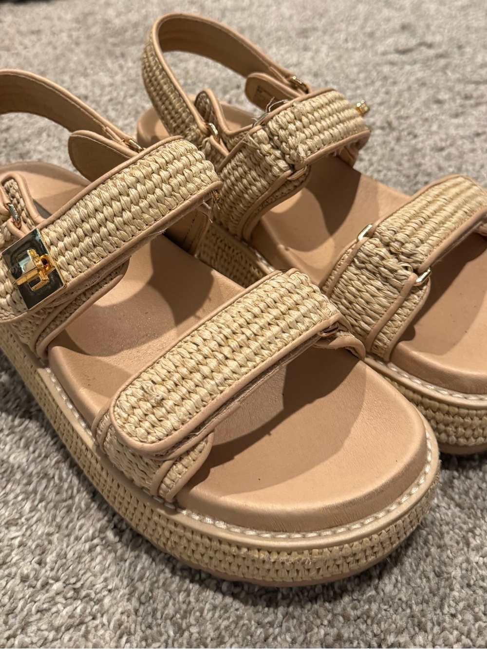 Steve Madden Bigmona Tan Woven Platform Sandals